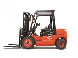 Четырехопорный электро погрузчик EP EFL 352 Economy Series Li-ion